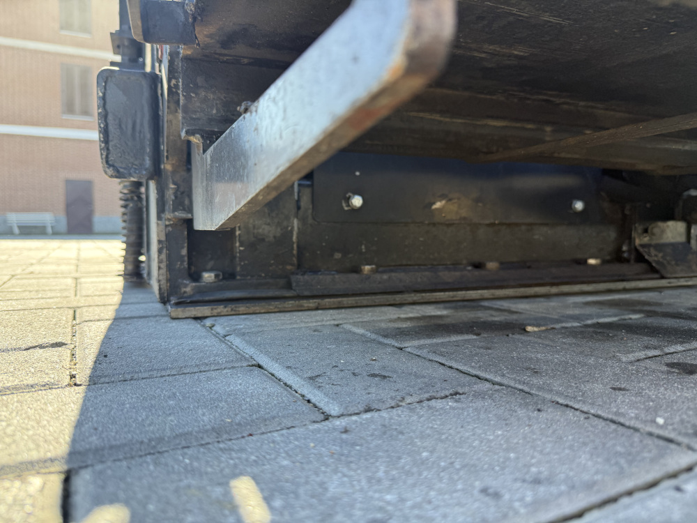 Usato 2011 Caterpillar AP 300