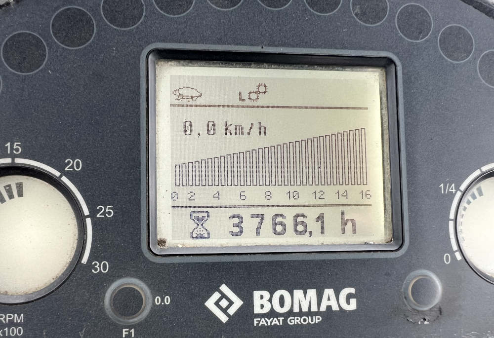 Usato 2016 Bomag BF 300 P-2