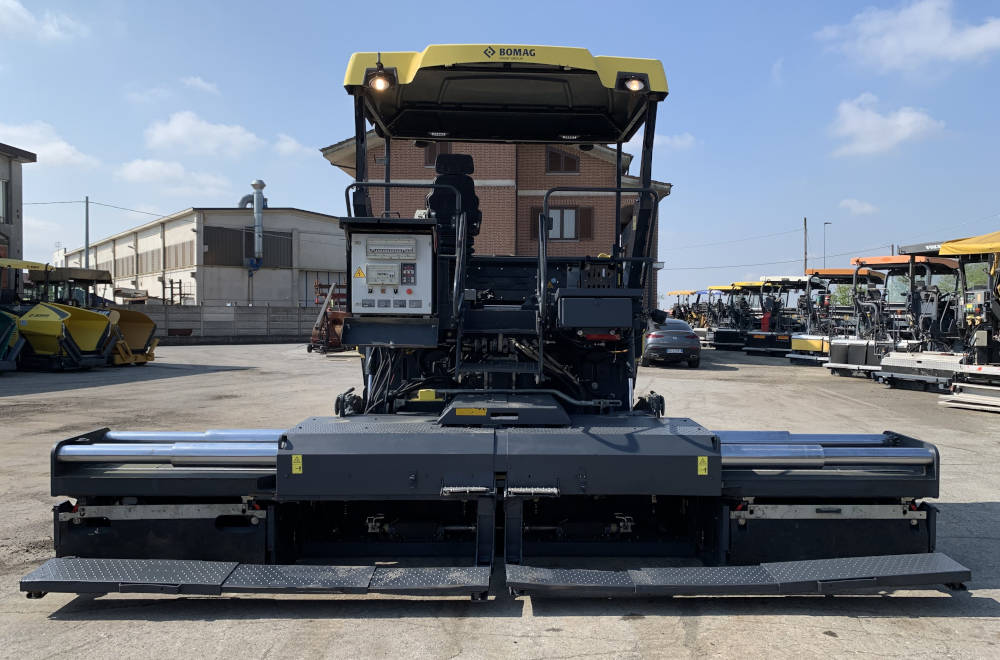 Usato 2014 Bomag BF 700C-2