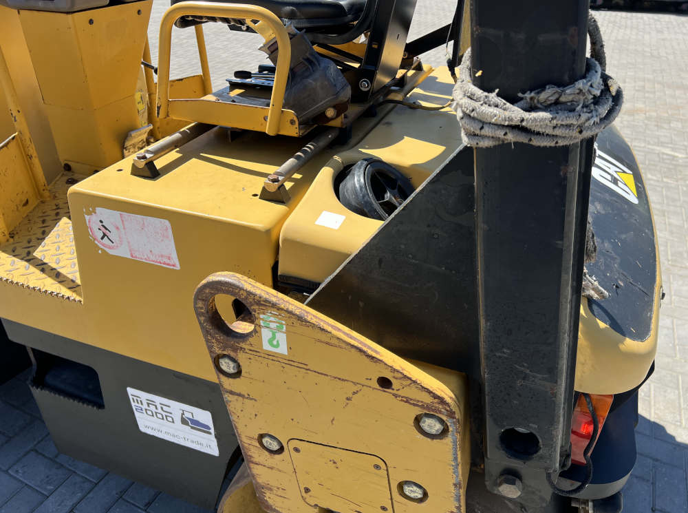 Usato 2006 Caterpillar CB 334E