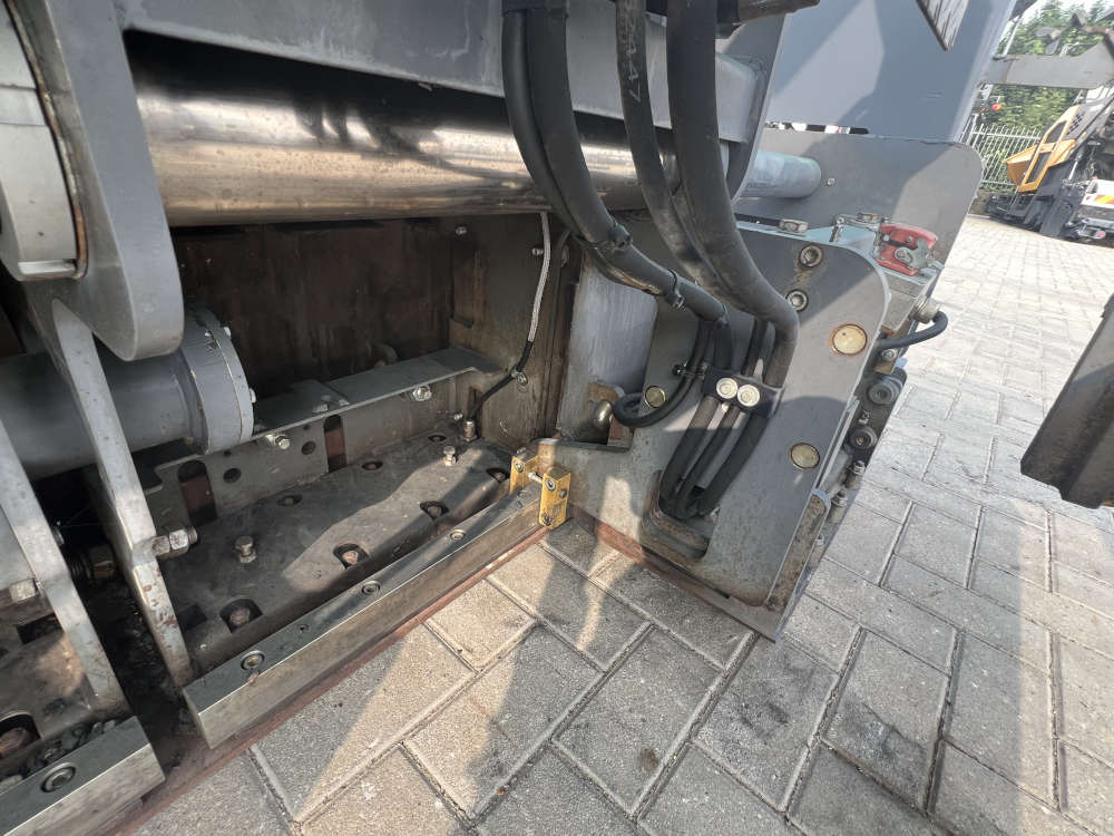 Usato 2011 Vogele Super 700