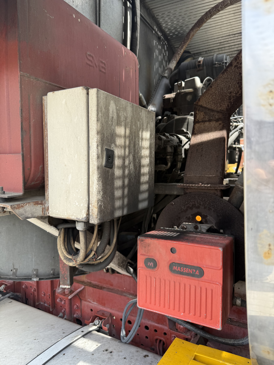 Usato 2003 Massenza B 10 B23 HY-EX