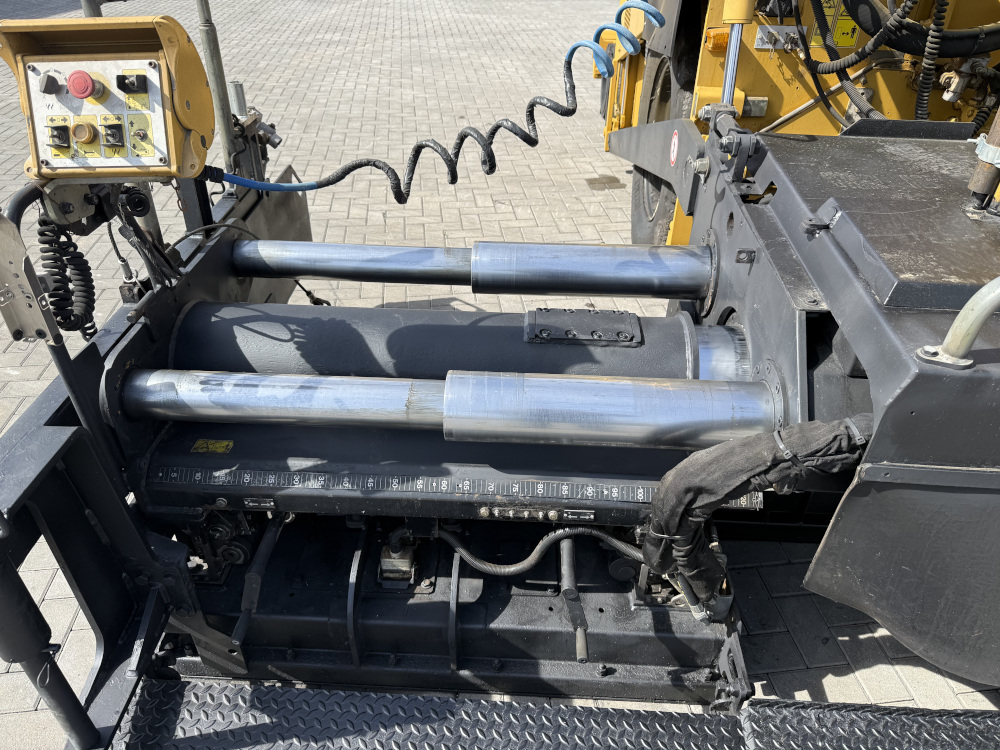 Usato 2007 Caterpillar AP 600
