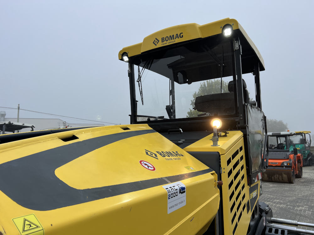 Usato 2019 Bomag BF 300 C-2