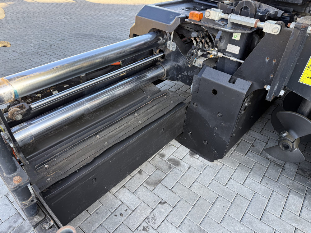 Usato 2017 Caterpillar AP 655F