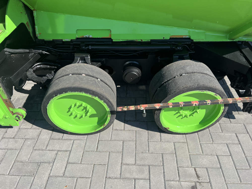 Usato 2010 Caterpillar AP 600D