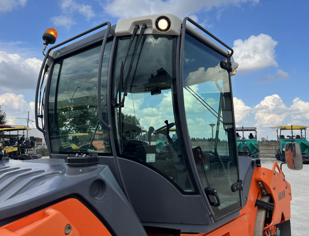 Usato 2010 Hamm HD+ 120 VV