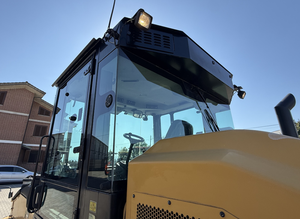 Usato 2001 Caterpillar PS 300B -521-