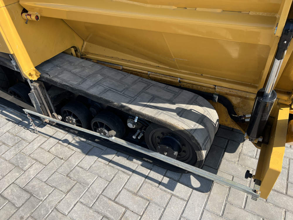 Usato 2020 Caterpillar AP 355F