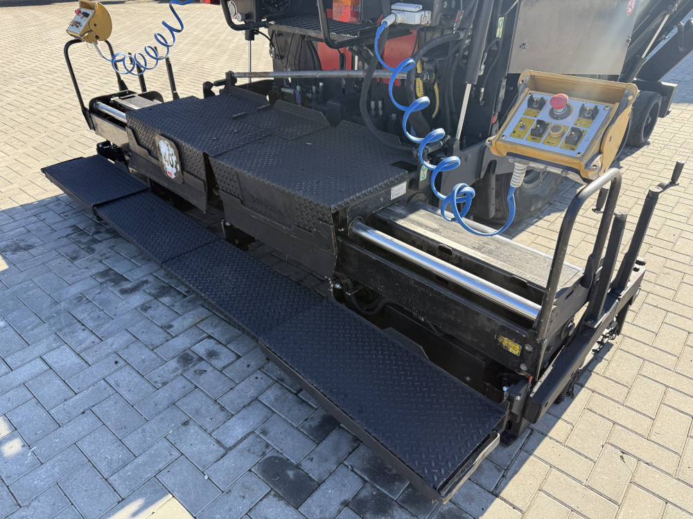 Usato 2011 Caterpillar AP 300