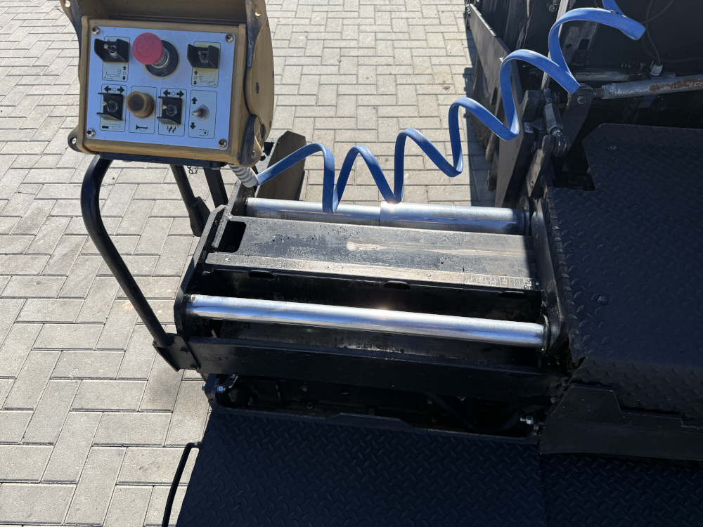 Usato 2011 Caterpillar AP 300