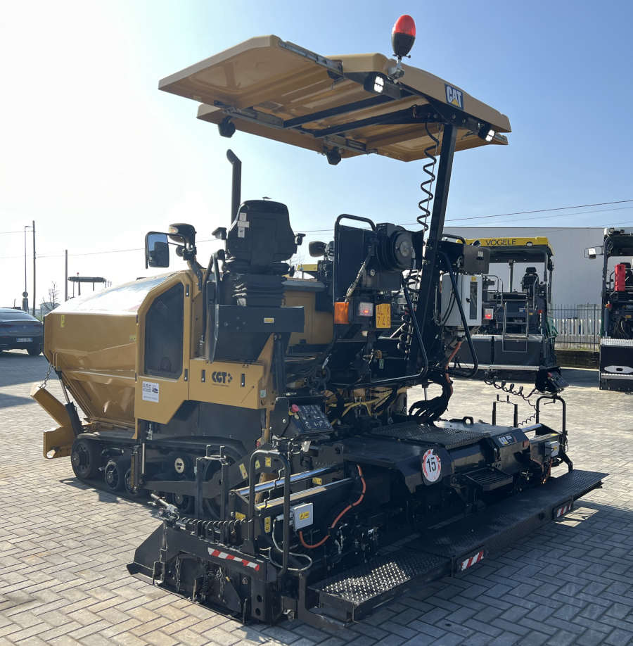 Usato 2020 Caterpillar AP 355F