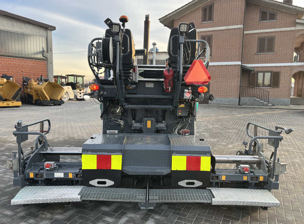 Usato 2014 Vogele S 1303-3i