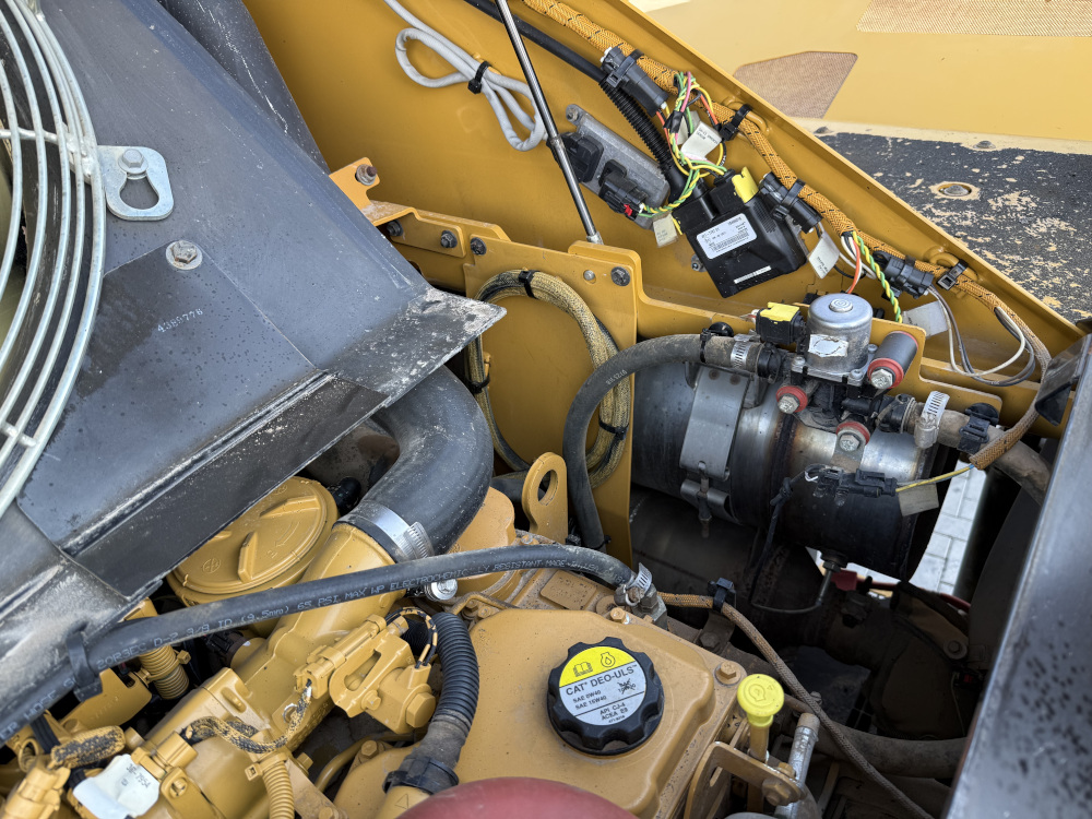 Usato 2017 Caterpillar AP 655F