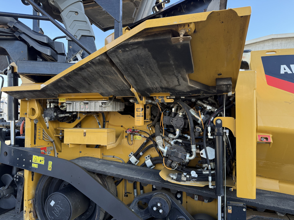 Usato 2017 Caterpillar AP 655F