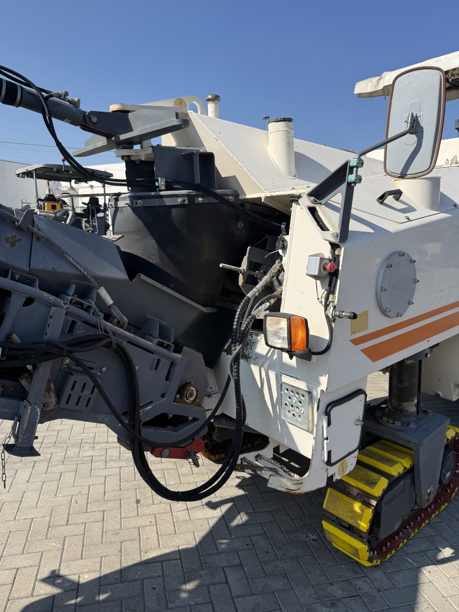 Usato 2003 Wirtgen W 1300F