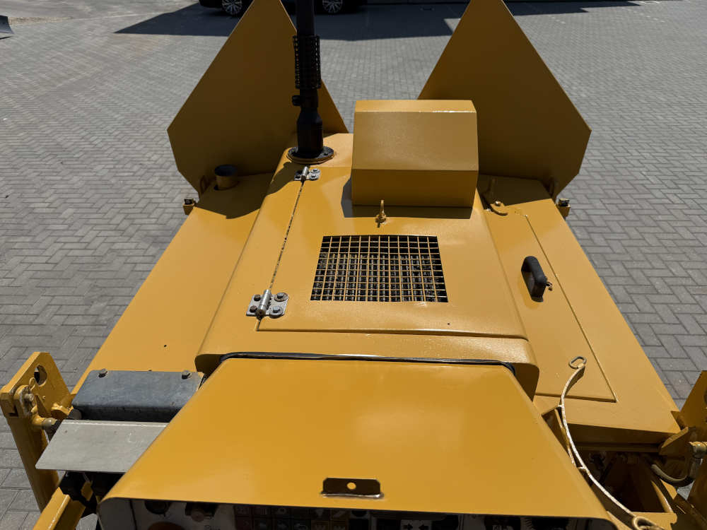 Usato 2009 Caterpillar BB 621C