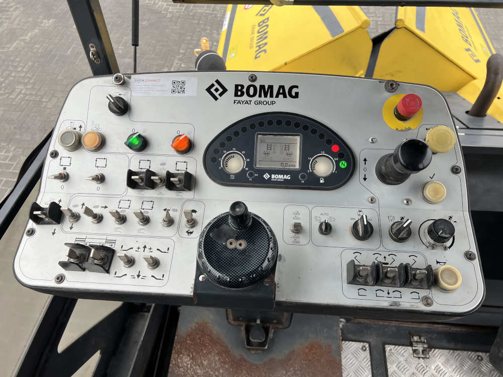 Usato 2019 Bomag BF 300 C-2