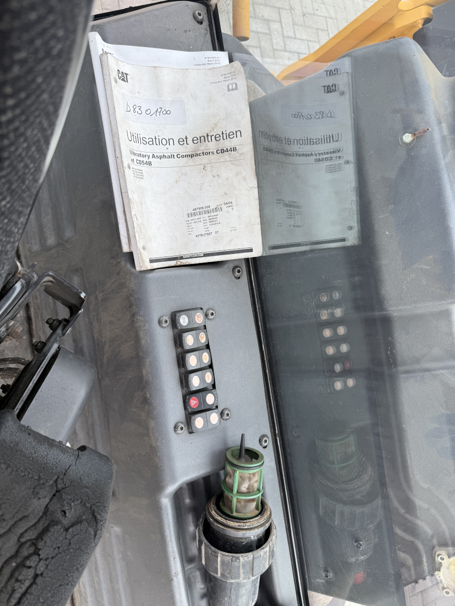 Usato 2014 Caterpillar CD 54B