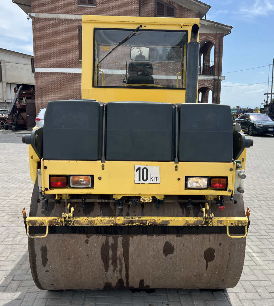 Usato 2001 Bomag BW 151 AD-2