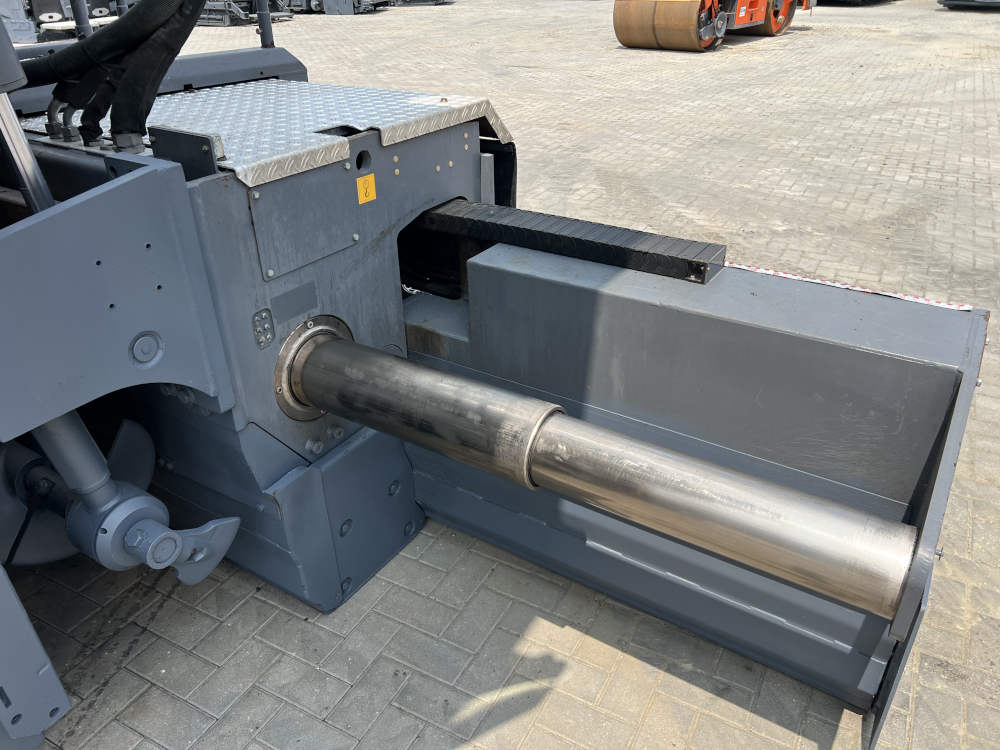 Usato 2016 Vogele S 1803-3i