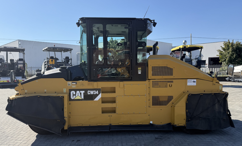 Usato 2001 Caterpillar PS 300B -521-