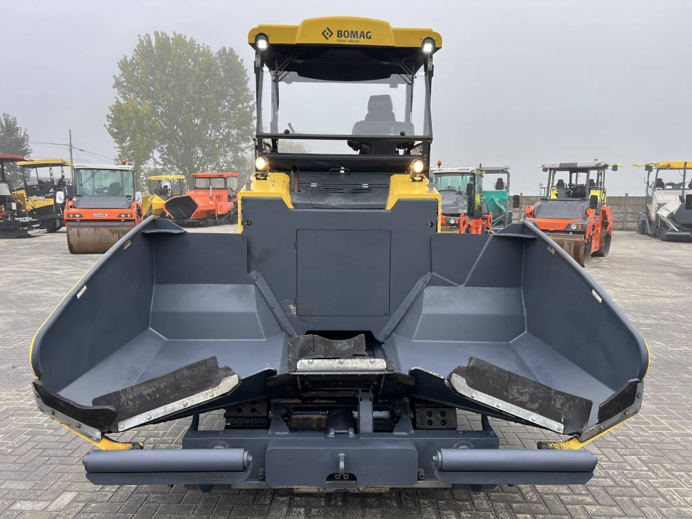 Usato 2019 Bomag BF 300 C-2