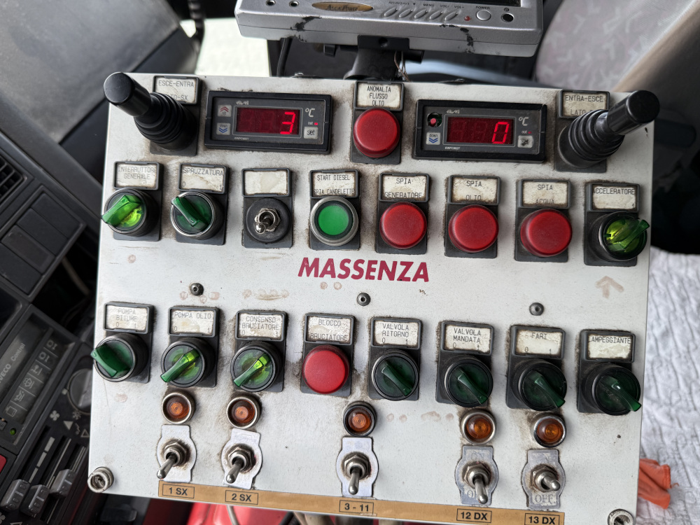 Usato 2003 Massenza B 10 B23 HY-EX