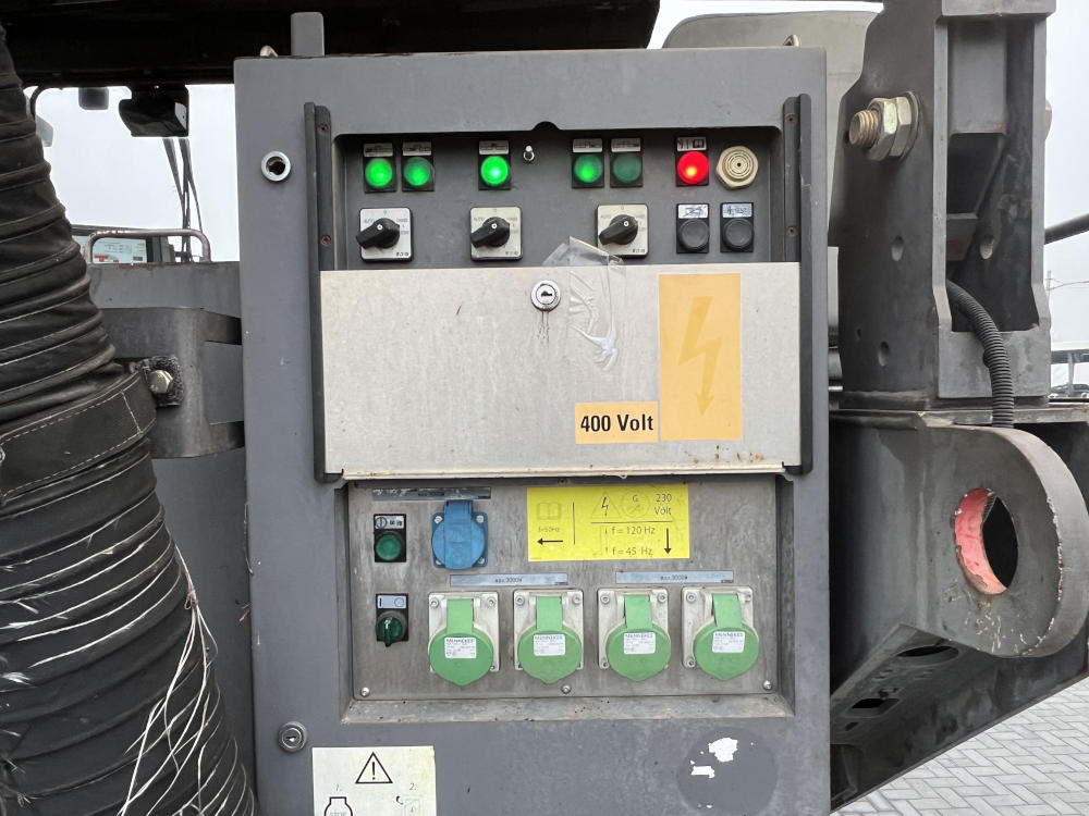 Usato 2014 Volvo P 7820C