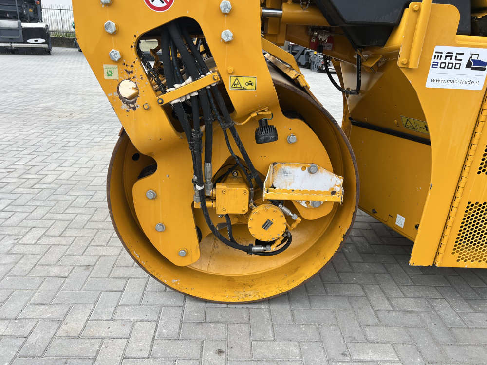 Usato 2017 Caterpillar CD 8