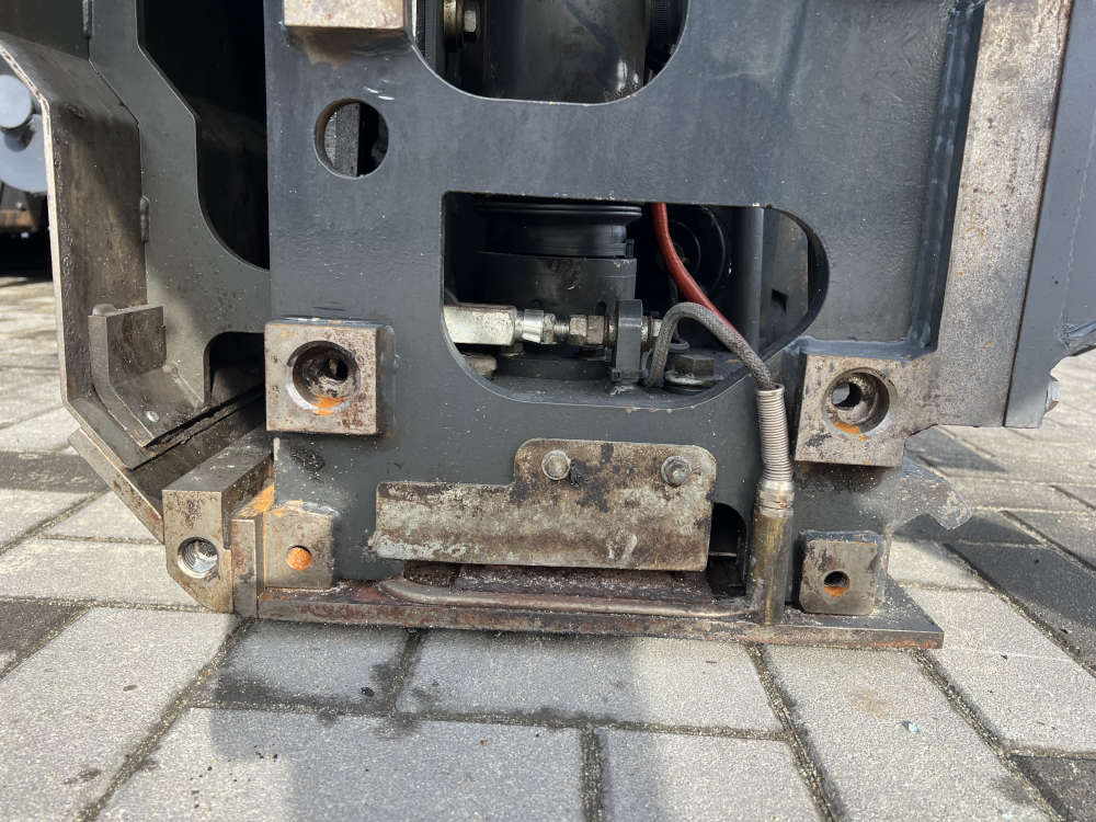 Usato 2011 Bomag BF 600C