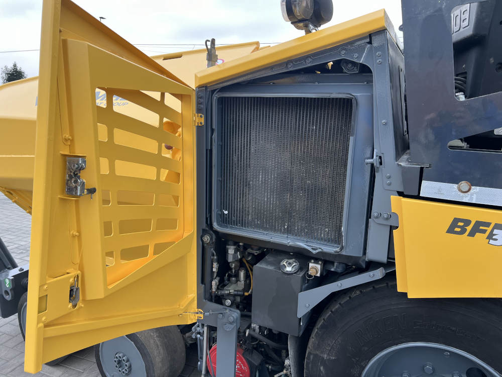 Usato 2016 Bomag BF 300 P-2