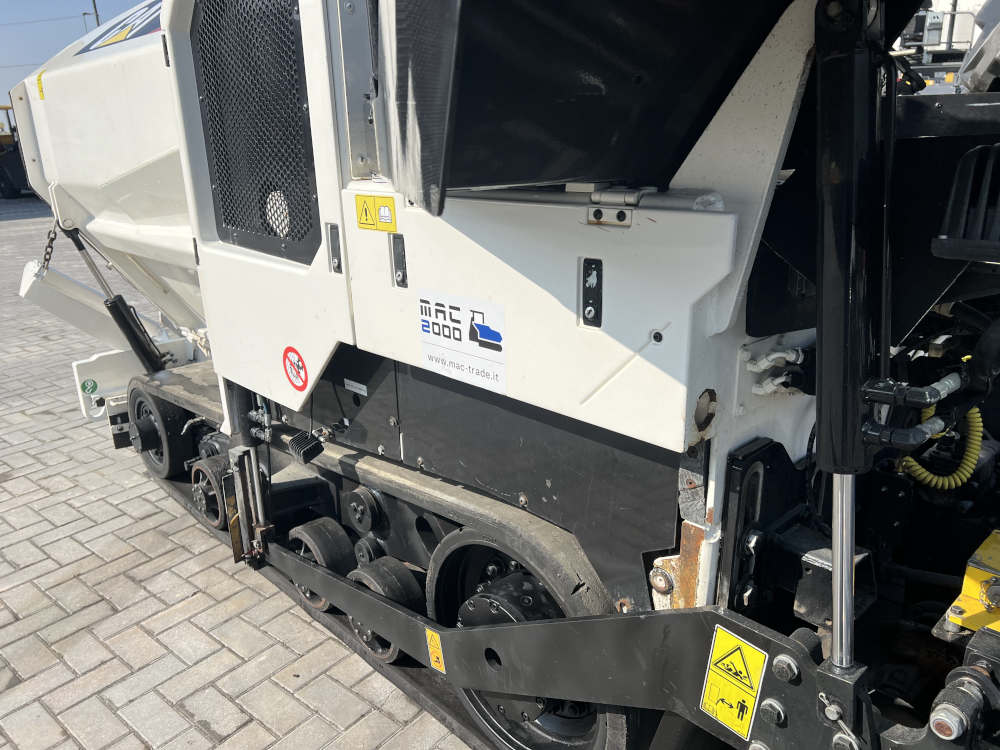 Usato 2016 Caterpillar AP 355F