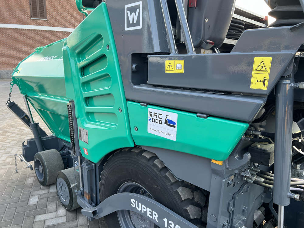Usato 2014 Vogele S 1303-3i