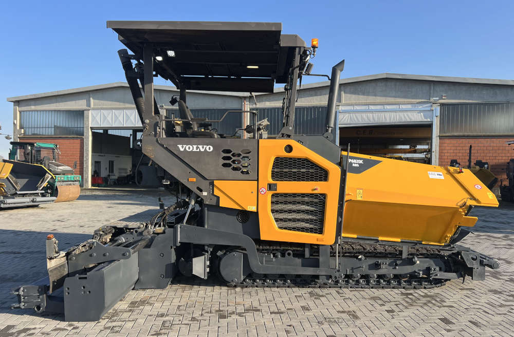 Usato 2014 Volvo P 6820C