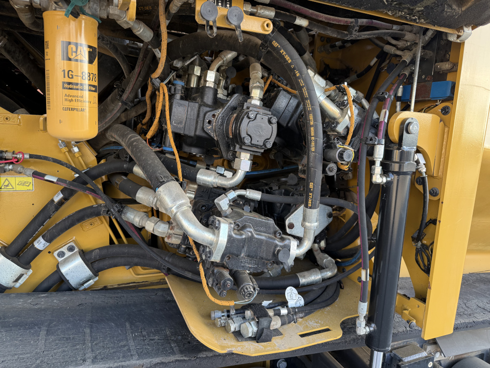 Usato 2017 Caterpillar AP 655F