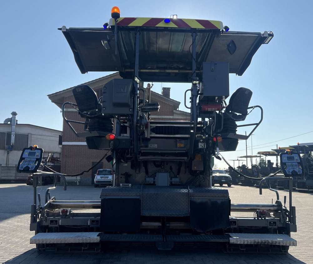 Usato 2018 Vogele S 1303-3i