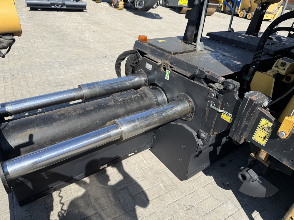 Usato 2010 Caterpillar AP 600D