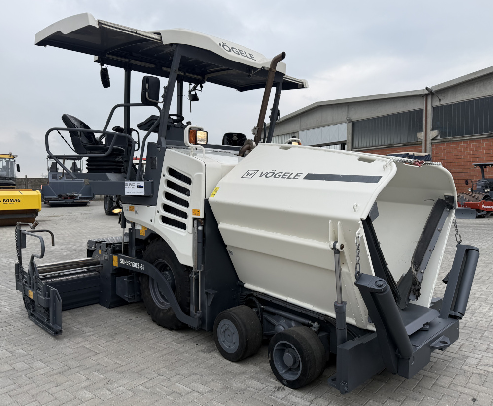 Usato 2021 Vogele S 1303-3i