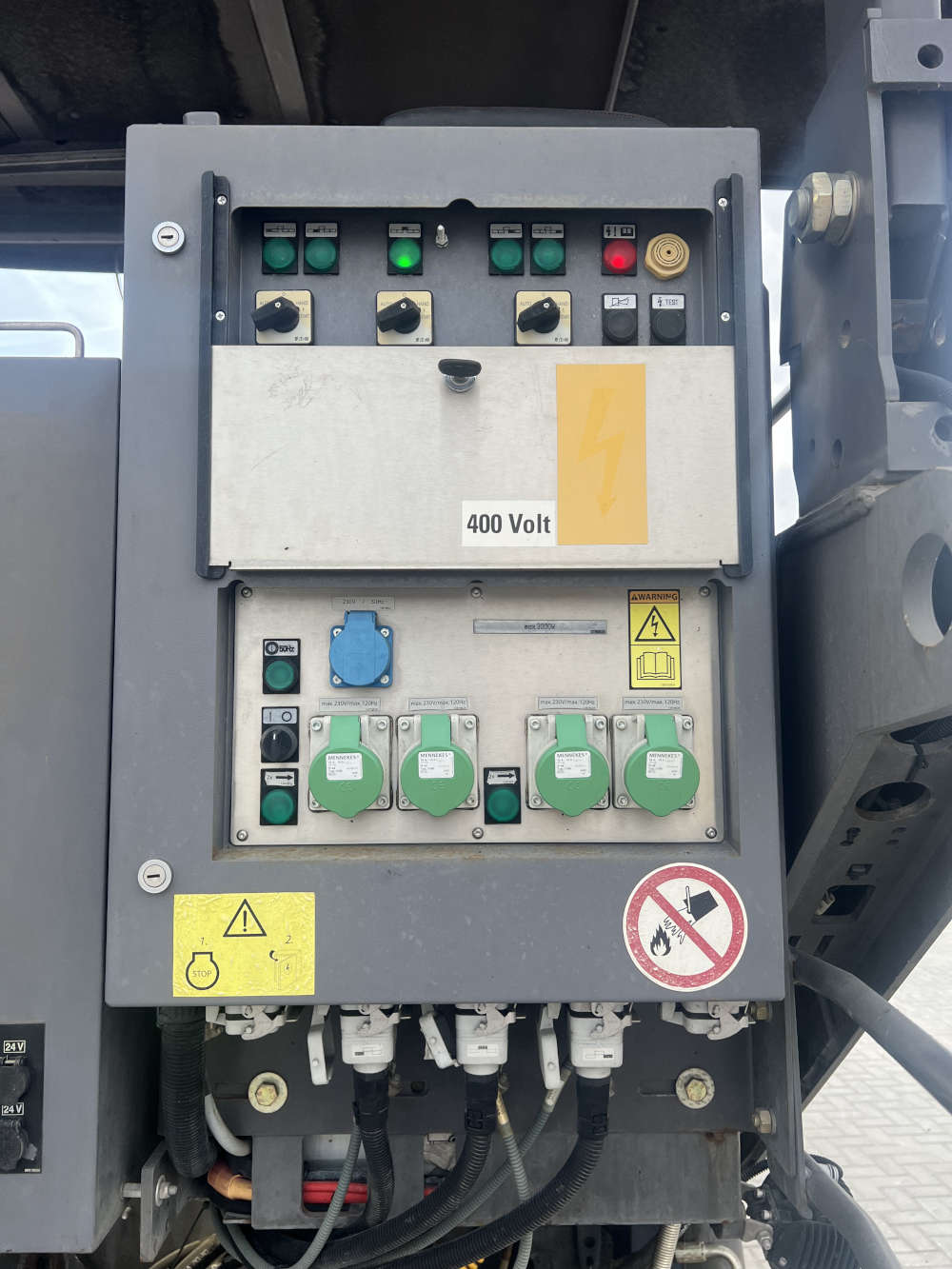 Usato 2017 Volvo P 7820C