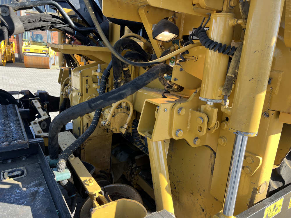 Usato 2014 Caterpillar AP 500E