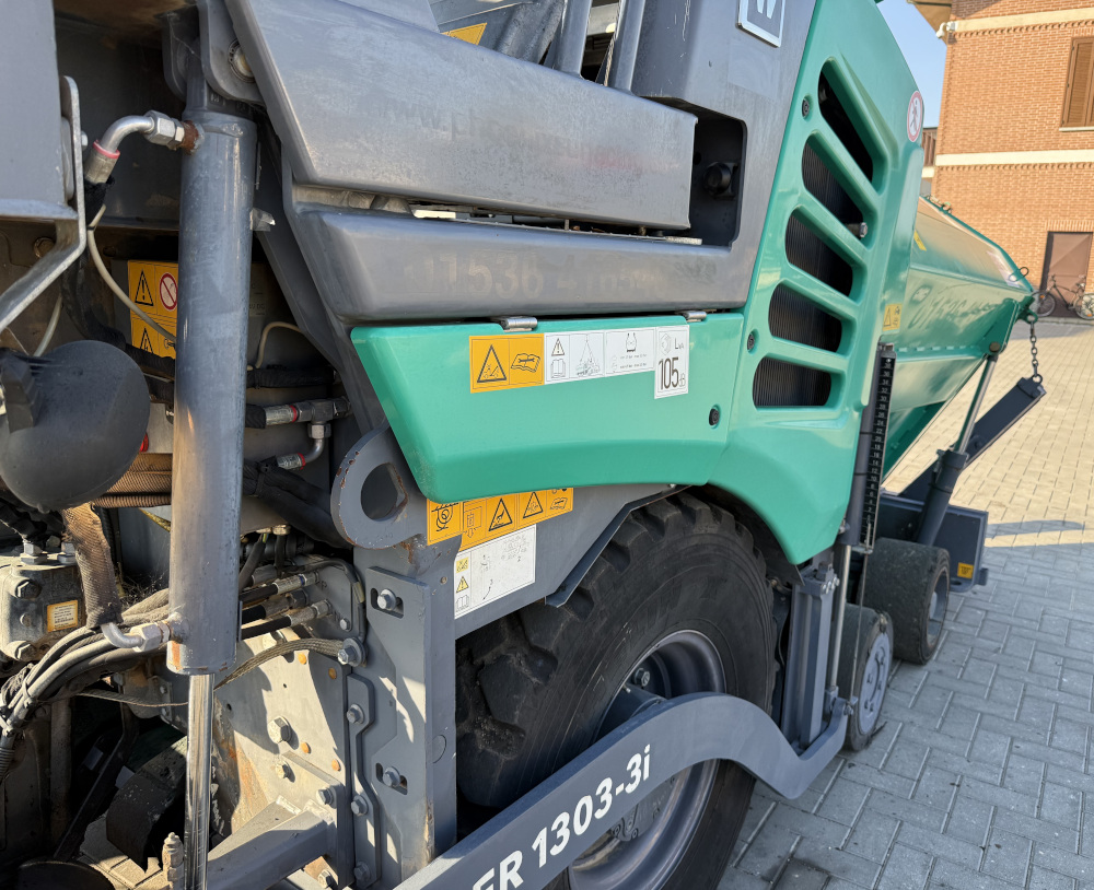 Usato 2021 Vogele S 1303-3i