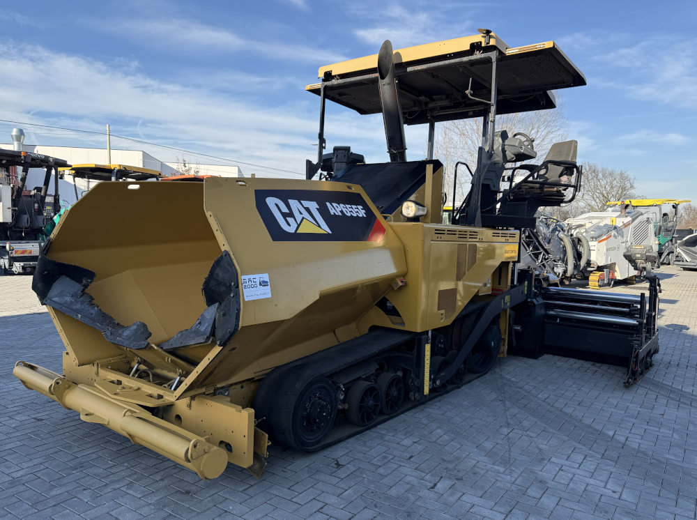 Usato 2017 Caterpillar AP 655F