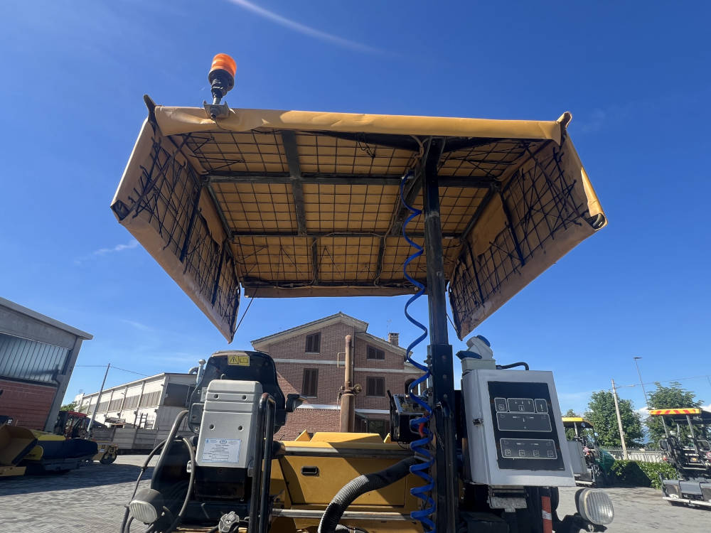 Usato 2012 Caterpillar AP 300