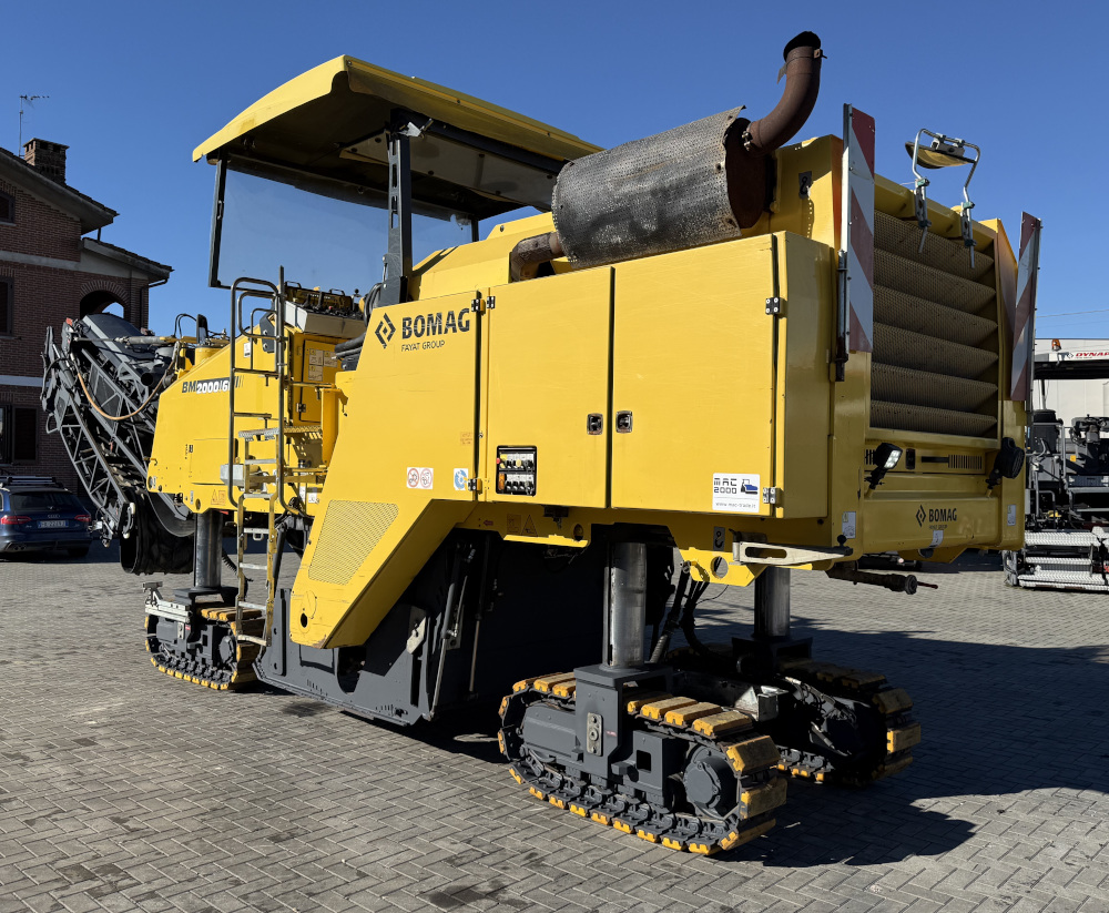 Usato 2016 Bomag BM 2000/60-2