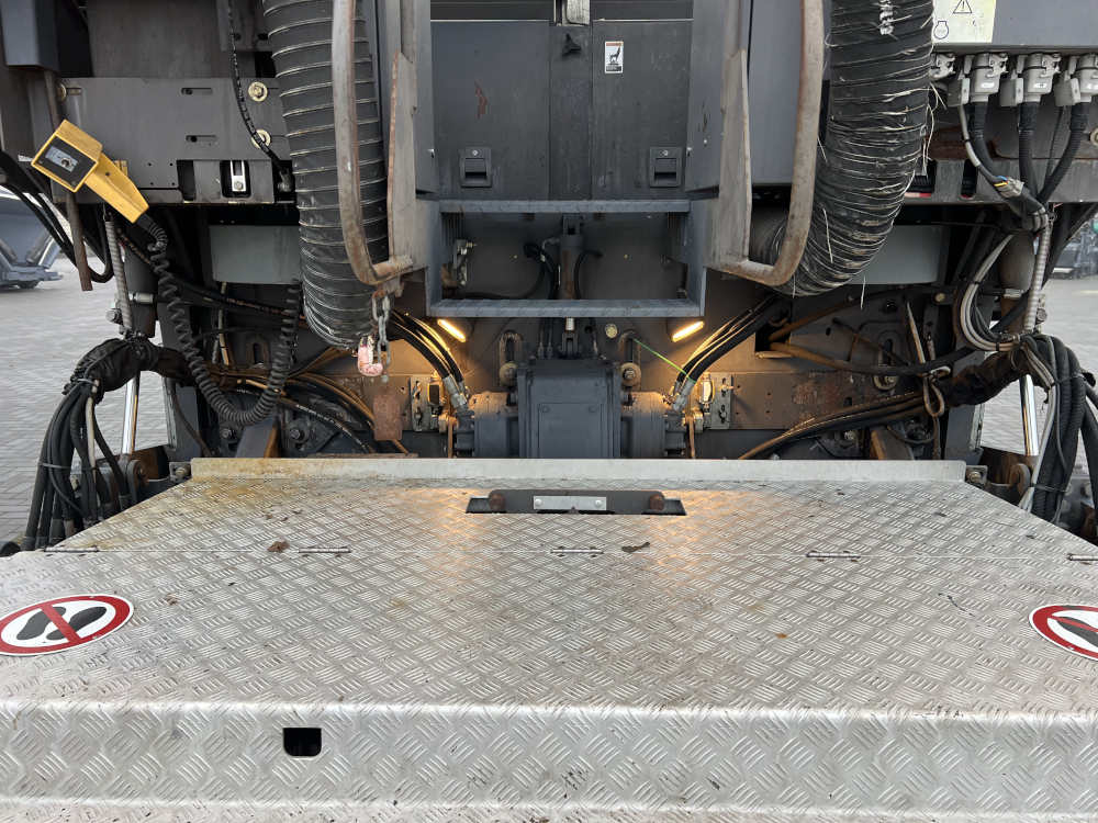 Usato 2014 Volvo P 7820C