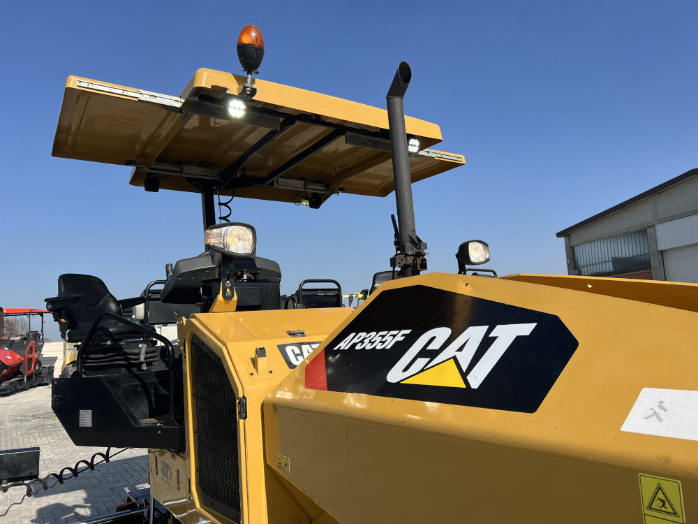 Usato 2020 Caterpillar AP 355F