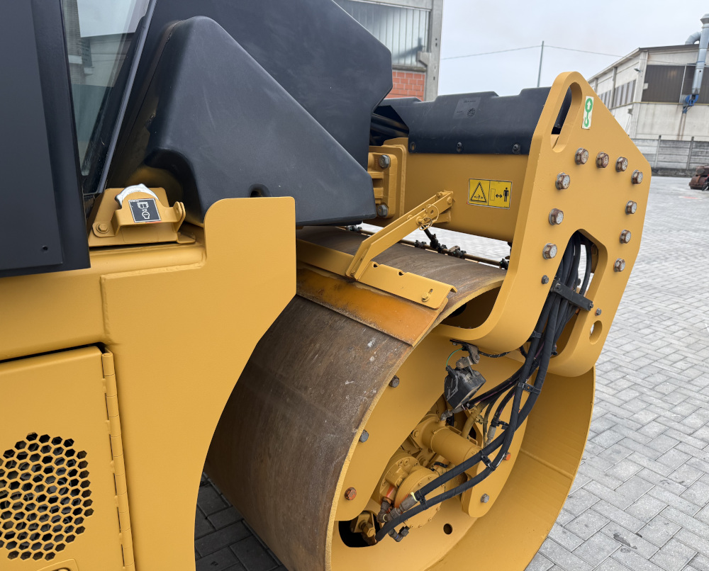 Usato 2014 Caterpillar CD 54B