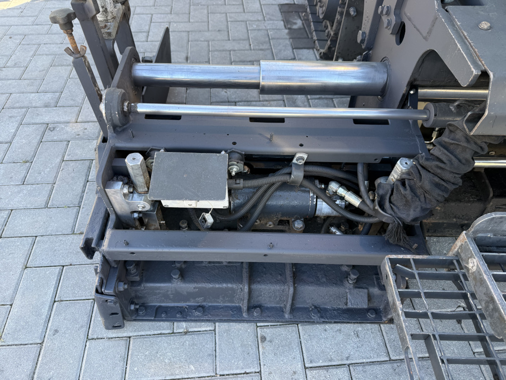 Usato 2014   Bomag BF 223C