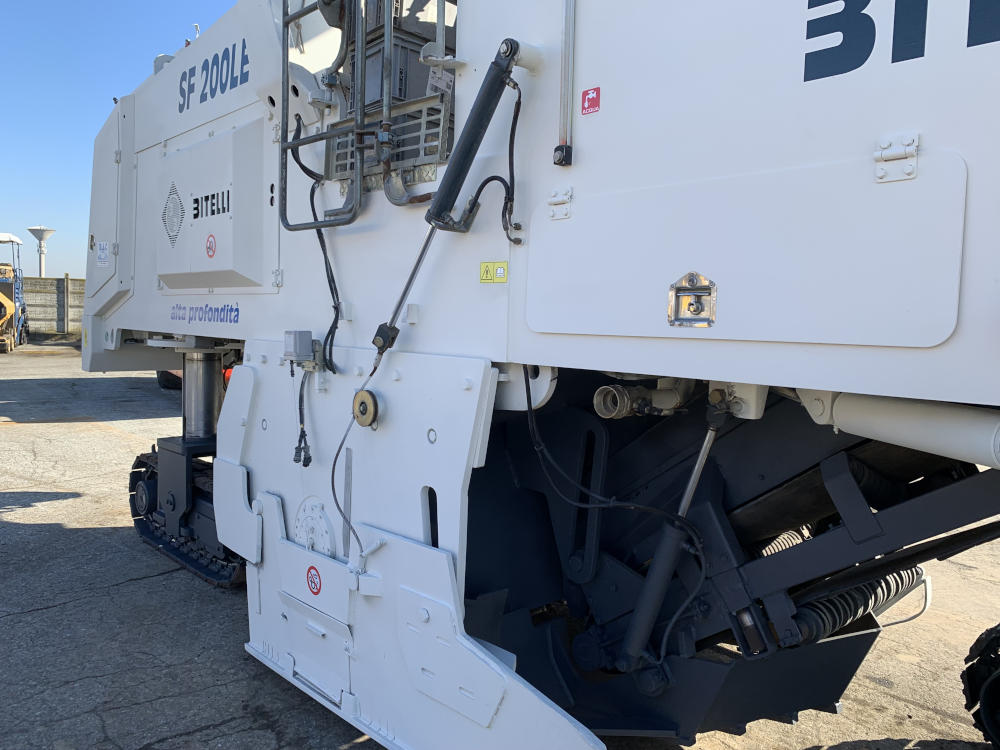 Usato 2001 Bitelli SF 200LE